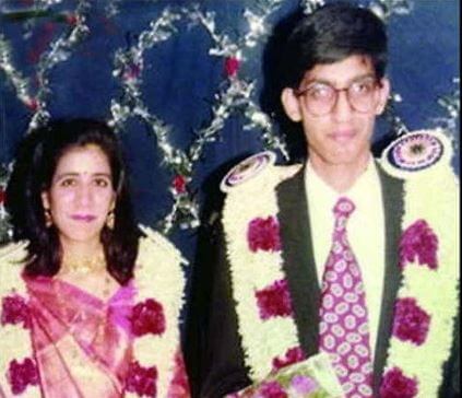 Kavya Pichai's parent, Sundar Pichai and Anjali Pichai at their wedding.